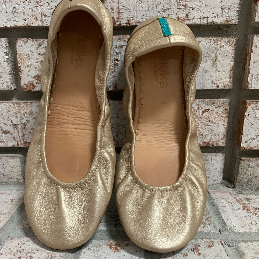 Champagne Tieks 8